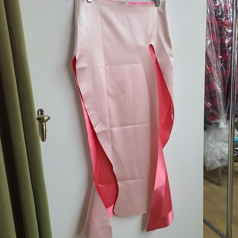 Thomas Tait  100% Silk Skirt